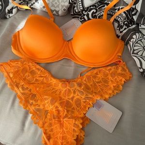 Savage Fenty Bra and pantie set brought for self but runs a little small